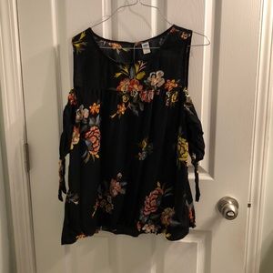 Old navy floral top